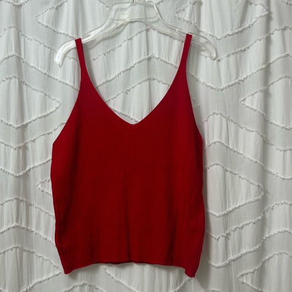 Divided Ribbed Knit Tank Top - Picture 6 of 6